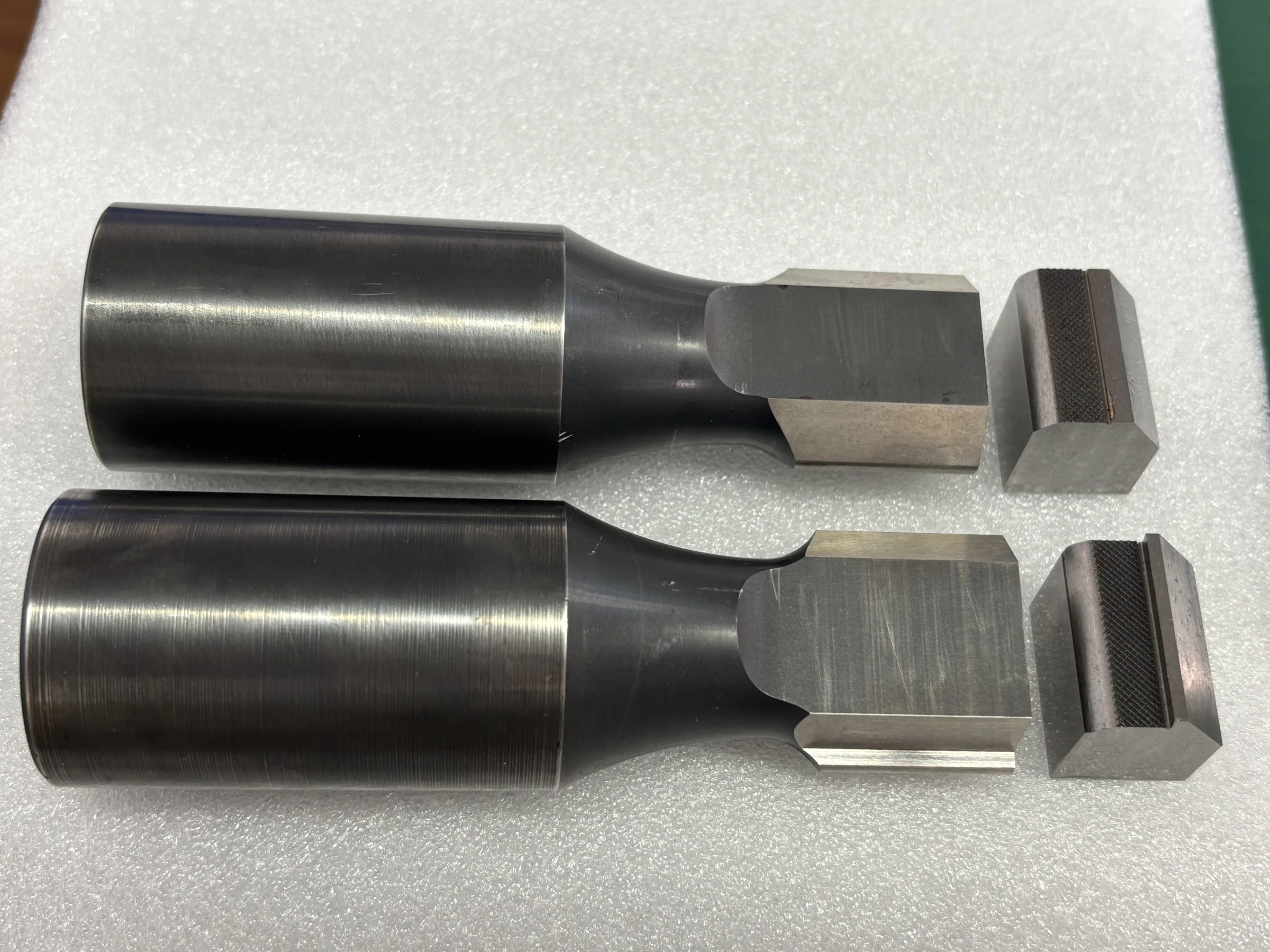 Ultrasonic End Sealing Machine — Original product view 04